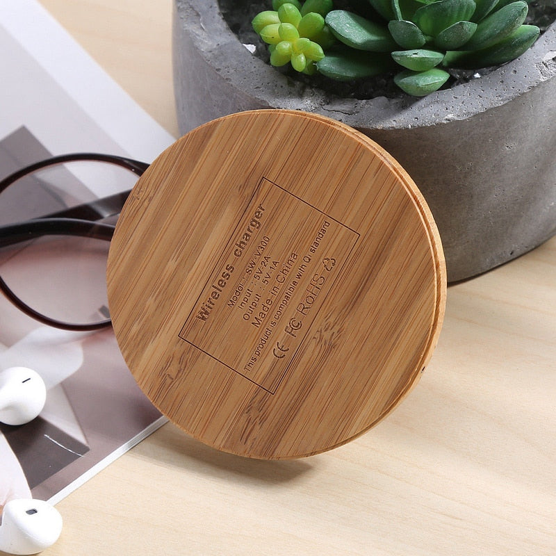 Universal Wireless Charger with Wooden Base